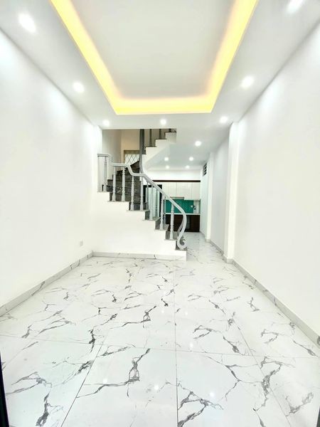 TÂN MAI SIÊU PHẨM MỚI ĐẸP LONG LANH LÔ GÓC SIÊU THOÁNG 30M RA OTO TRÁNH