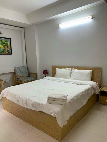 Nhà Ngọc Thuỵ Long Biên 35mx5t mt6,8m, ô tô đỗ cách nhà 2m, 3PN, nhà mới, ở luôn.