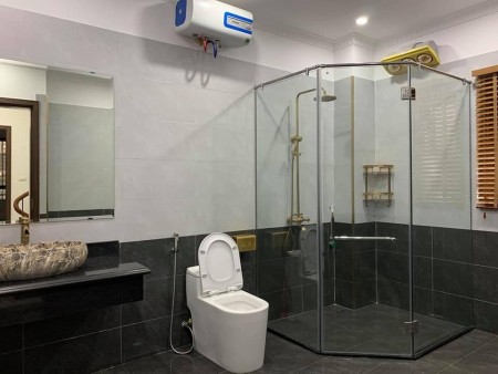 PHÂN LÔ QUÂN ĐỘI LÔ GÓC 3 MẶT NGÕ SỔ ĐẸP NHƯ HOA HẬU 30M RA MẶT PHỐ
