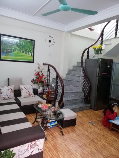 Bán nhà riêng phố Hoàng Mai 48m2 5 tầng nhà xây mới 5 tầng 3,050 Tỷ