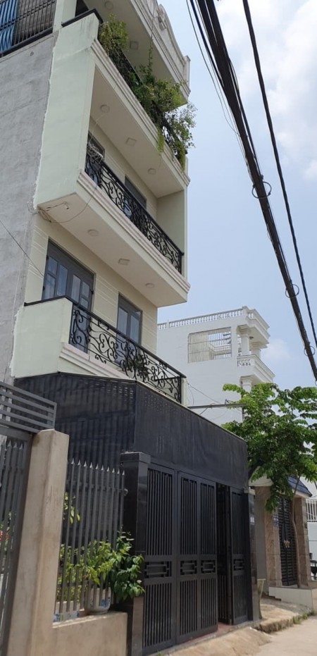 Bán nhà hẻm xe hơi Q12 4 tầng 5mx19m giá chỉ 4 tỷ 6 thương lượng