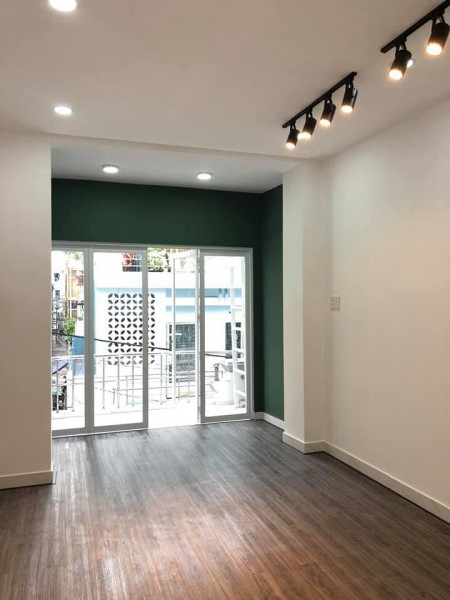Bán Nhà HXH tới cửa, Đang Cho Thuê 17tr, Quận 10, 35m2, 6.9 Tỷ