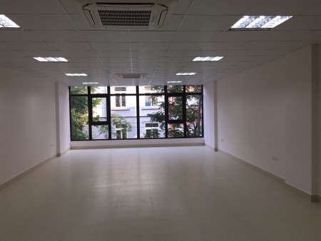 Cho thuê văn phòng tòa nhà thanh miện nguyễn thái học, quận Đống Đa diện tích 70m2 x 6 tầng, mặt tiền rộng 5