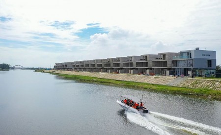 Bán nhà biệt thự 2 mặt tiền, View Sông Cổ cò, Núi Non Nước ,Gần Biển