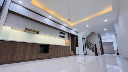 Bán nhà Vũ Tông Phan ngõ ô tô kinh doanh 7 tầng thang máy dt 72m2 chỉ 9.5 tỷ
