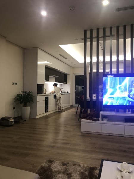 Bán căn hộ chung cư 60 Hoàng Quốc Việt sổ đỏ giá 31 triệu/m2 có thương lượng nhận nhà ngay