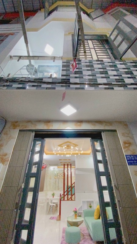 Bán Nhà đẹp - hẻm 2279 Huỳnh Tấn Phát, KP 7, Nhà Bè, 2 lầu 4PN giá 2,35 tỷ