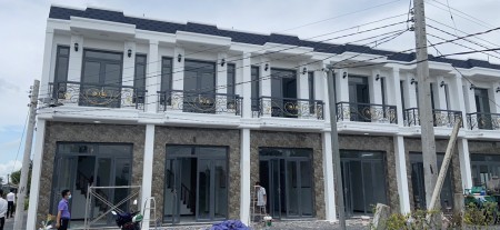 [ HOT ] Bán dãy nhà phố giá tốt tại KCN Cầu Tràm