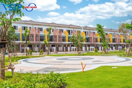 Đi đến slide 4