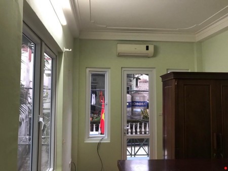 Bán Nhà Vương Thừa Vũ, 52M2, 3T, 6.5 Tỷ, Phân Lô, Ô Tô Tránh, KD Sầm Uất.