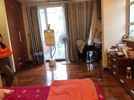 Bán nhà Kim Ngưu, Quận Hai Bà Trưng, 85m2 x 5 tầng x 7 tỷ 1 LH 0944267031