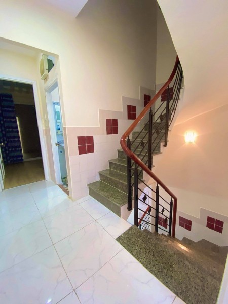 Bán nhà HXH Hoàng Hoa Thám, Phú Nhuận, 38m2, nhỉnh 5 tỷ, Gặp Dũng