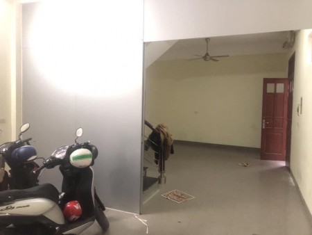 Bán Nhà Mặt Phố Hà Đông, Lô góc, Ô TÔ Đỗ Cửa, Kinh Doanh Cực Đỉnh, DT 60m2, Gía 7,5 tỷ.