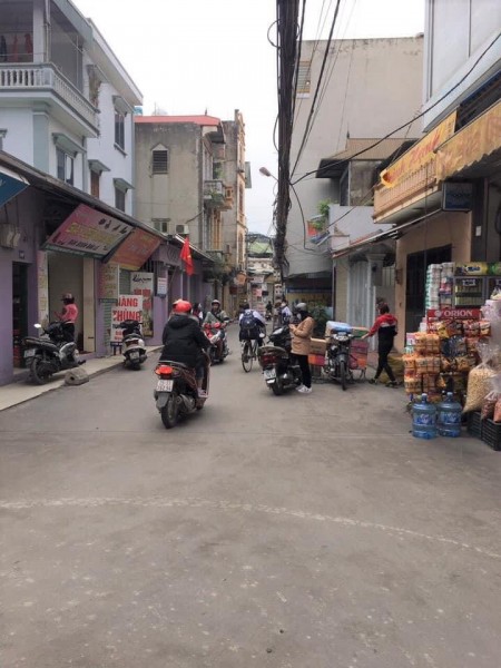 Đi đến slide 4