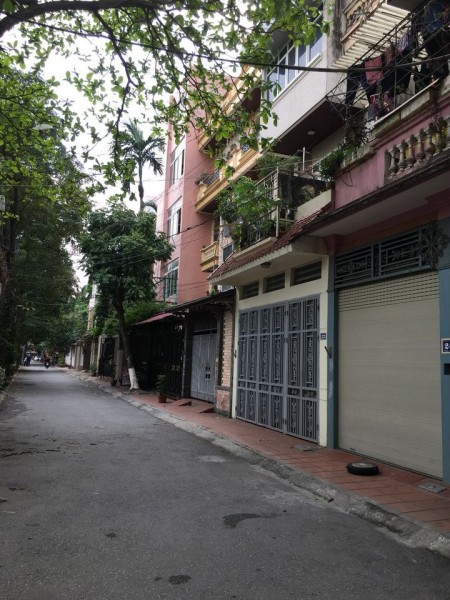 BÁN NHÀ DƯỜNG KHUẤT DUY TIẾN 121m2, 5 TẦNG , 5.6M MẶT TIỀN 22 TỶ ( KINH DOANH ĐỈNH )