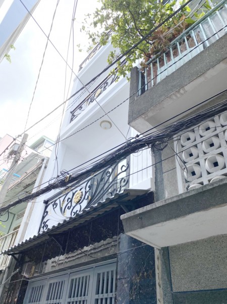 Nhà mới, đẹp, 3 tầng, hẻm Đặng Chất thông Dạ Nam P3 Q8