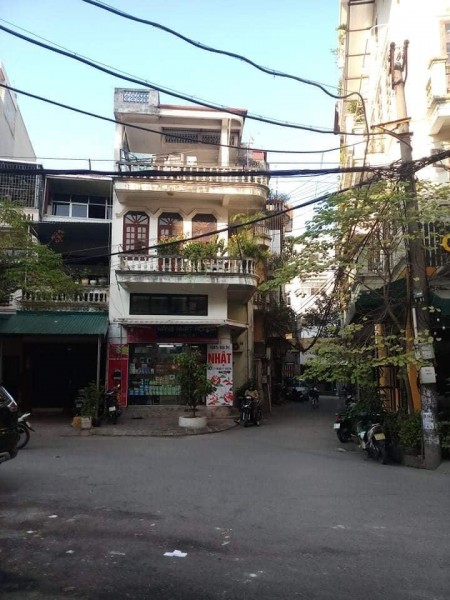 NHÀ NGAY GẦN ĐƯỜNG TÔN ĐƯC THẮNG 72m2 4 TẦNG 16M MẶT TIỀN GIÁ 14.6 TỶ ( KINH DOANH SẦM UẤT )