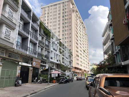 Cho Thuê Nhà mặt tiền Nguyễn Ngọc Phương: Trệt Lửng 3 Lầu: DTSD 350m2: cho đầu tư CH, Homestay