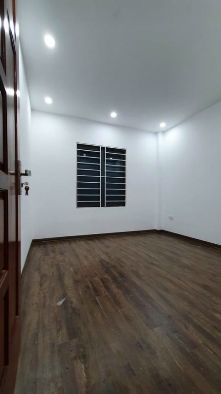 Bán Nhà Hiếm Nhất Phố Cổ Lê Lợi, Hà Đông, 28m, giá 2,05 Tỷ, Tiện ích