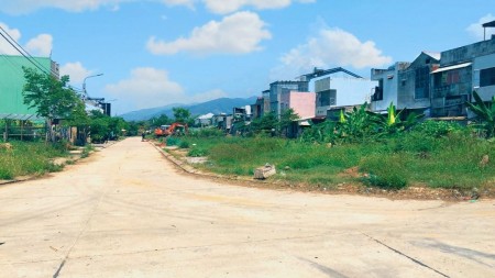 Đất vàng TT Ái Nghĩa giá 990tr/97m2 CHÍNH CHỦ bán gấp.