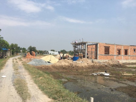 Chủ bán gấp 200m2 Ấp 2 Hữu Thạnh giá 600 triệu, SHR