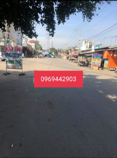 Bán gâp lô đất ngay TTHC Bến Cát có sổ hồng riêng