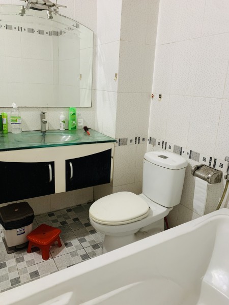 PHÒNG TRỌ CHO THUÊ TRONG NHÀ 4 LẦU, CÓ MÁY LẠNH, TỦ LẠNH, MÁY GIẶT, BÌNH NÓNG LẠNH, NẤU ĂN RIÊNG, CÓ CỬA SỔ THOÁNG MÁT