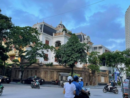 Đi đến slide 2