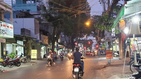 Đi đến slide 3