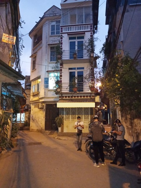 Hoàng Mai, trung tâm ngã 3 ô tô tải đổ kinh doanh đỉnh, dt 25m2, 5 tầng, nhỉnh 3 tỷ
