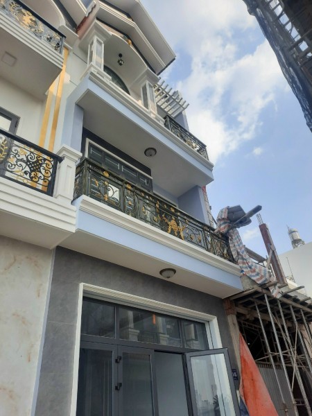 Nhà tài lộc đẹp giá tốt 1 trệt 2 lầu