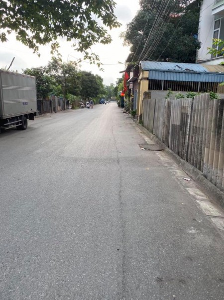 Bán nhà phố Đàm Quang Trung, Long Biên, Hà Nội.