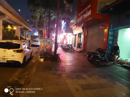 Đi đến slide 4