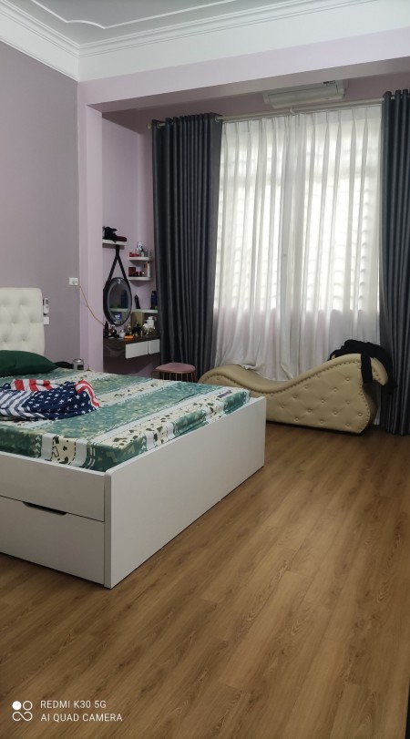 Bán nhà Vị trí Vip Quận Long Biên, Kinh doan,Cạnh khu nhà ở cao cấp Berriver Nguyễn Sơn