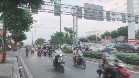 (Thủ Đức)Nhà hxh, giá đầu tư, Phạm Văn Đồng, dt 78m2, 2 tầng, giá 4.08 tỷ