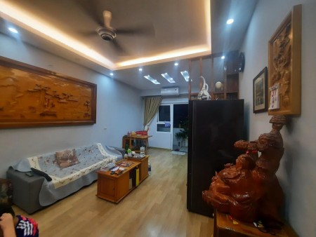 CHÍNH CHỦ BÁN GẤP CĂN GÓC VIEW ĐẸP 3PN, 2WC, NỘI THẤT ĐẸP VÀ ĐẦY ĐỦ, CHỈ CẦN XÁCH VALI TỚI Ở, TẠI HH1 LINH ĐÀM, CHỈ 1TY450