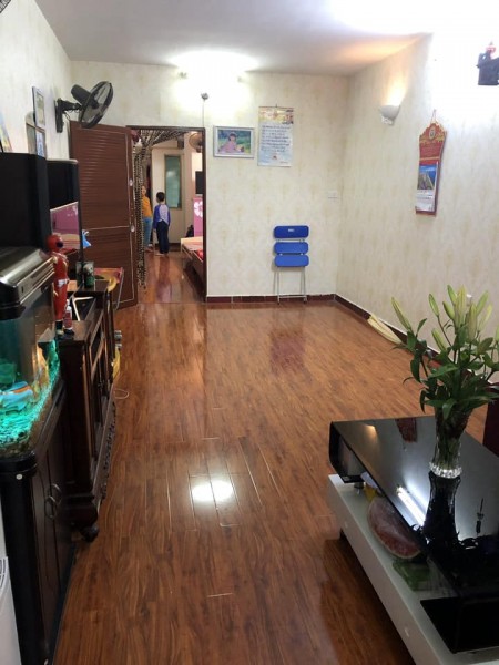 Cần bán gấp CH tập thể Phố Tân Mai ( tầng 3) giá 1.58 tỷ, 110m2.