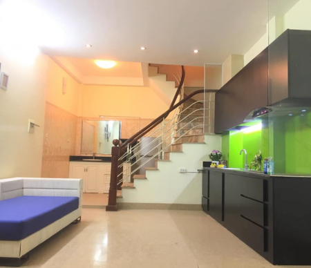 Nhà Đẹp Phạm Văn Đồng 45m2x5t, 18m Ra Mặt Phố, cho thuê 900$/th giá 3.8 tỷ. T.Phương: 0941111357