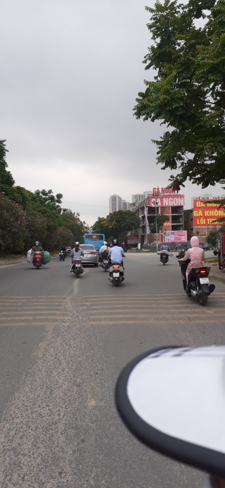 Cho thuê nhà mặt tiền 8m Đại lộ Thăng Long, Lê Trọng Tấn