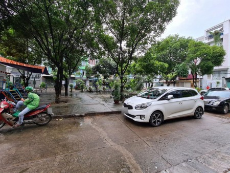 Bán nhà Chính Chủ thông hẻm 413 Lê Văn Quới, Khu Phân Lô, Công nhận đủ 4x23