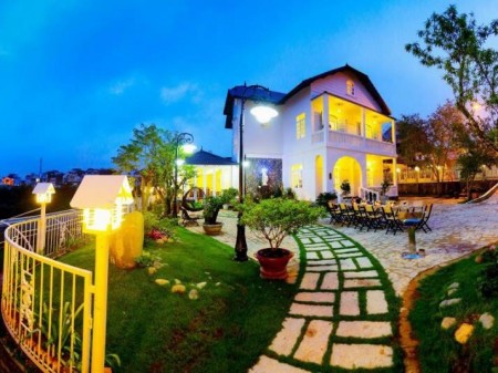 Biệt thự sân vườn đường vòng lâm viên P9 Đà Lạt