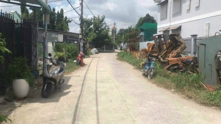Cần tiền xoay vốn mùa dịch, bán căn nhà tại Tân Hiệp 53.4m2 giá 1 tỷ 300TR, shr