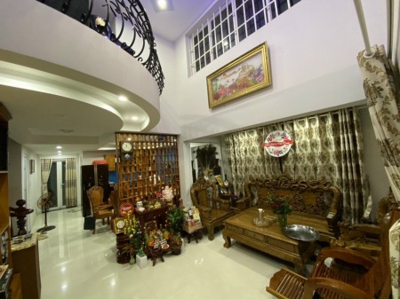 Chủ gửi 3 căn biệt thự Hiệp Bình Chánh giá 14 -16ty/căn LH 0903 066 813 chuyên bds villas