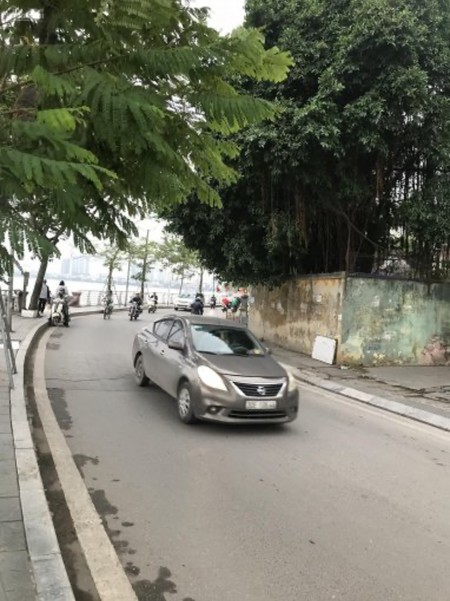 Đi đến slide 6