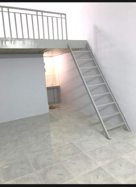 Cho thuê phòng TRỌ 33M2 CÓ GÁC ĐÚC BẢO VỆ , BÃI XE, NHÀ VỆ SINH SẠCH SẼ TẠI 140A BÙI THỊ XUÂN P2 TÂN BÌNH LH 0947417618 CHỦ NHÀ