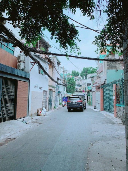 Hẻm xe hơi 1 trệt, 3 lầu đúc, dtsd 48m2 giá rẻ Đường Ni Sư Huỳnh Liên Tân Bình