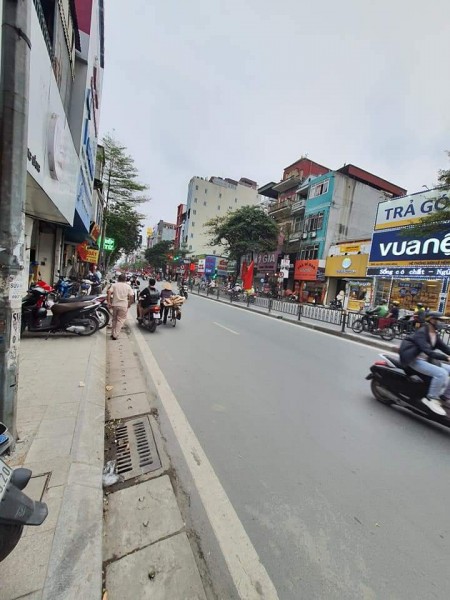 Bán gấp mặt phố Nguyễn Lương Bằng 100m2 x 2 tầng giá chỉ 22.5 tỷ vỉa hè KD sầm uất