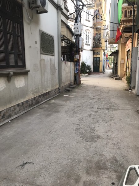 Bán nhà phố Thịnh Liệt Hoàng Mai, đường ô tô tránh