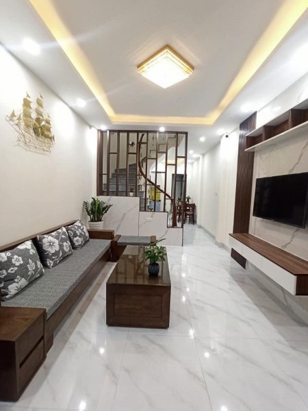 Chỉ 5 Tỷ Có Ngay Nhà Phố Yên Hòa, Cầu Giấy 45m2x5T, Ô Tô Cách 30m