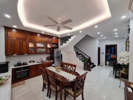 Nhà Vũ Phạm Hàm – Cầu Giấy, 46m2x5T, Giá 5.5 Tỷ, Ô Tô